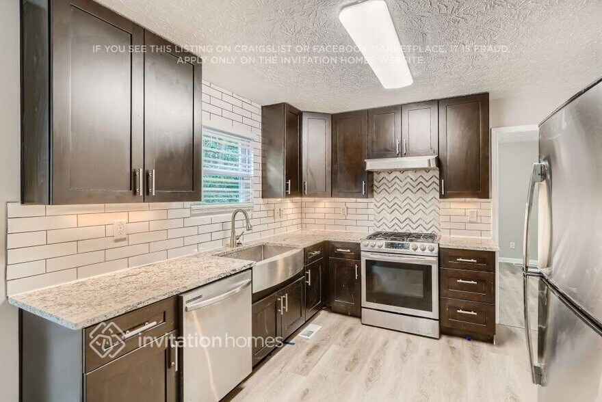 Building Photo - 594 Rivulett Ct