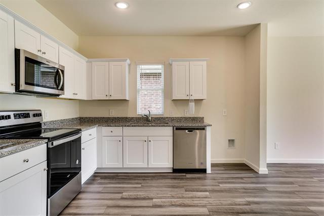 Building Photo - 778 Camden Dr