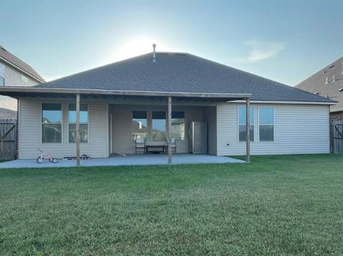 Building Photo - 440 Lakeshore Vlg E