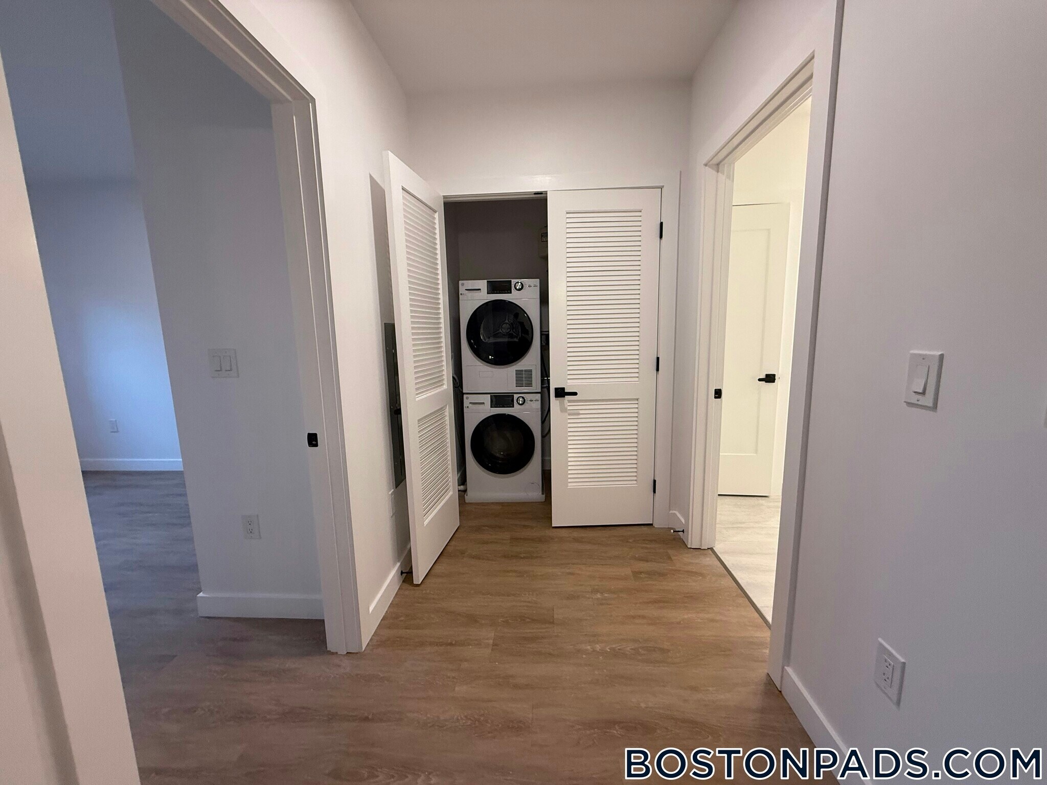 Building Photo - 199 Gardner St