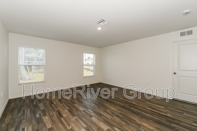 Building Photo - 3615 Caloosa Pkwy
