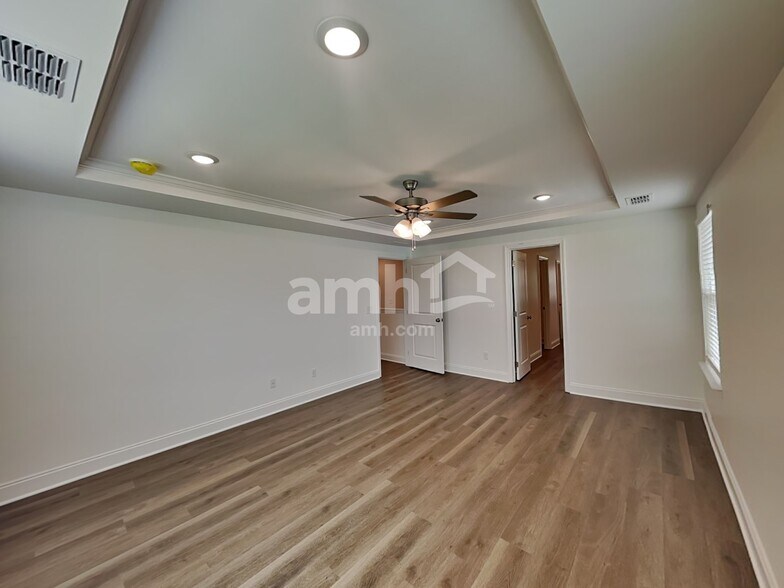Building Photo - 203 Gershon Wy