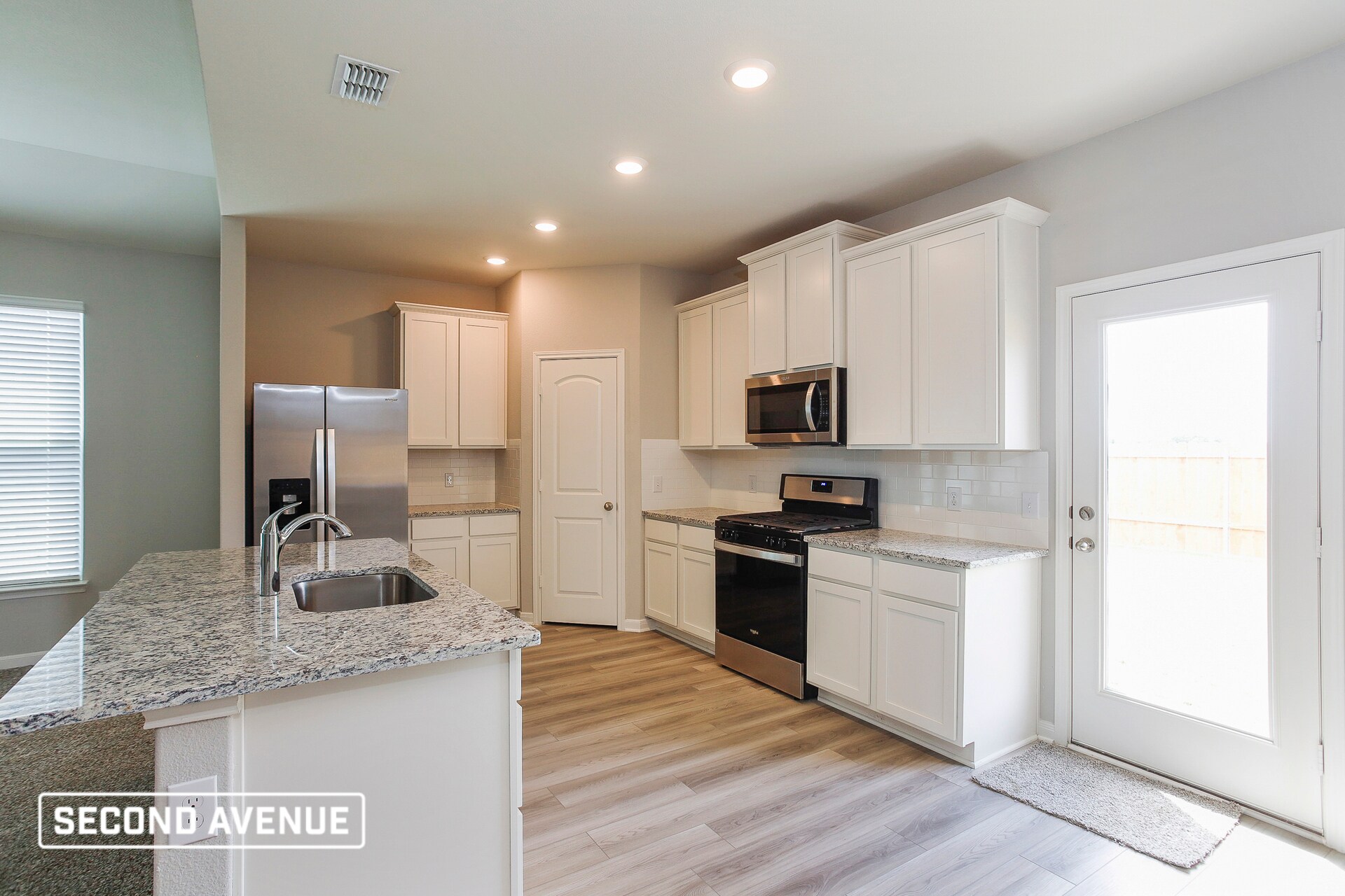 Building Photo - 2005 Erlinda Dr