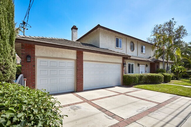 Building Photo - 1430 Lovell Ave
