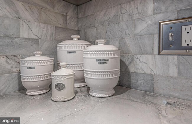 Building Photo - 148 Captains Quarters Rd