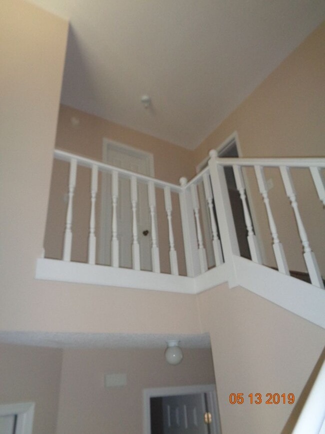 Building Photo - Briarwood West - 1/2 OFF FIRSTS MONTHS RENT WITH 12M LEASE!