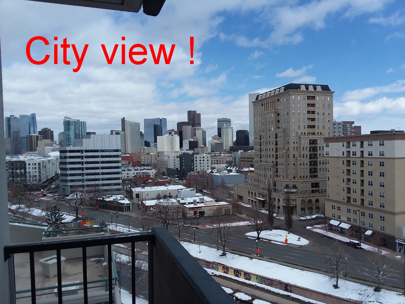 Amazing City View - 601 W 11th Ave