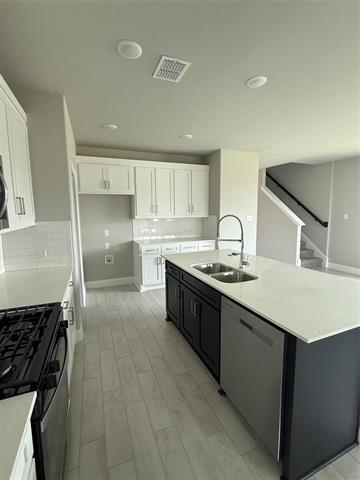 Building Photo - 804 Sicily Blvd