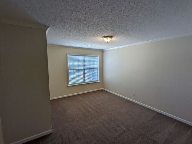 Building Photo - 3BD/2BA Townhome w/ Garage in Oak Ridge