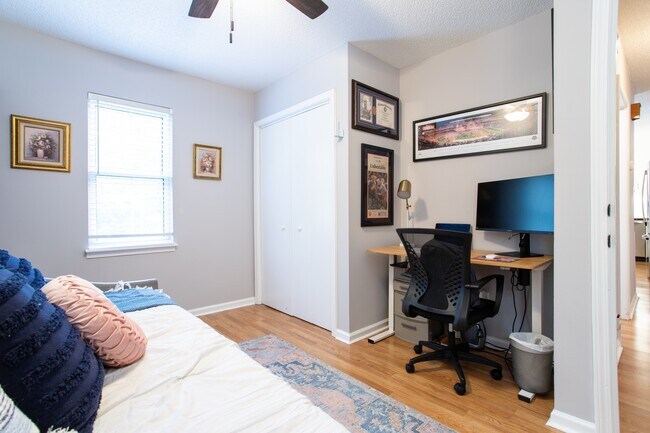 Building Photo - 1735 Kallaramo Rd