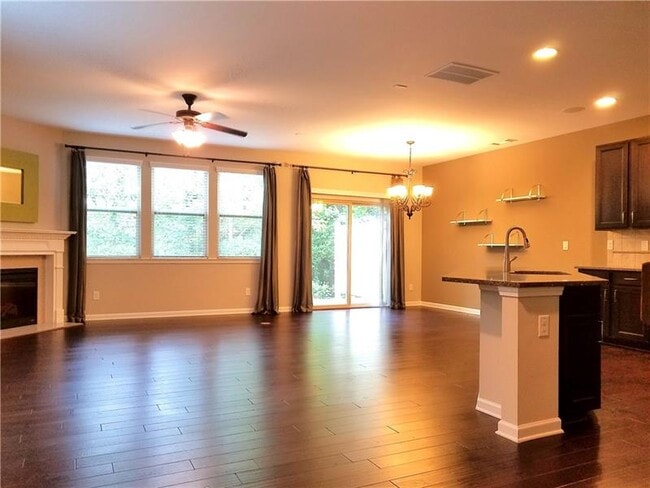 Building Photo - 1560 Lenox Overlook Rd
