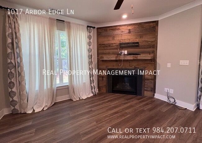 Building Photo - 1017 Arbor Edge Ln