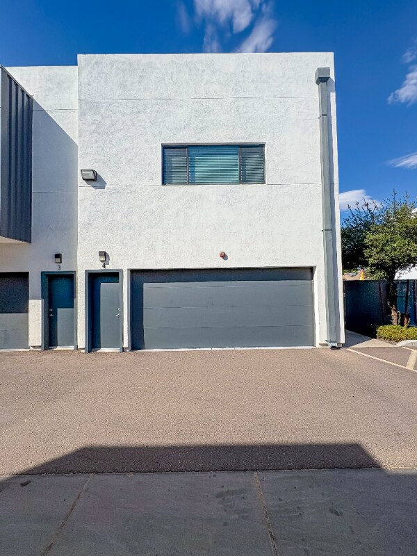 Building Photo - 1645 E Cheery Lynn Rd
