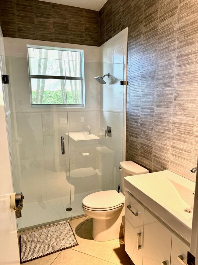 Building Photo - 107 Via Escobar Way