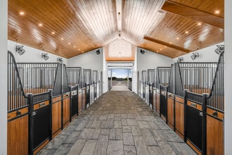 Building Photo - 5181 Lasso Wy