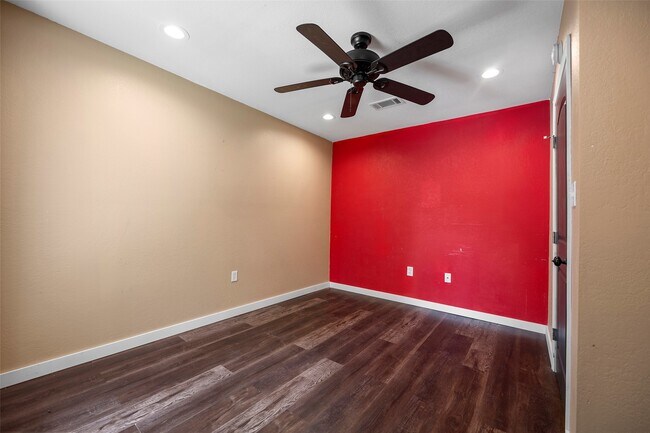 Building Photo - 13114 Pantano Dr