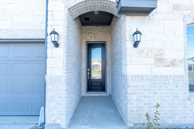 Building Photo - BRAND NEW 2025 Construction - 4BR/3BA Single-Family Home in Northlake Estates