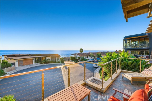 Building Photo - 329 Boca Del Canon