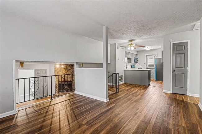 Building Photo - 1205 Natchez Trce SW