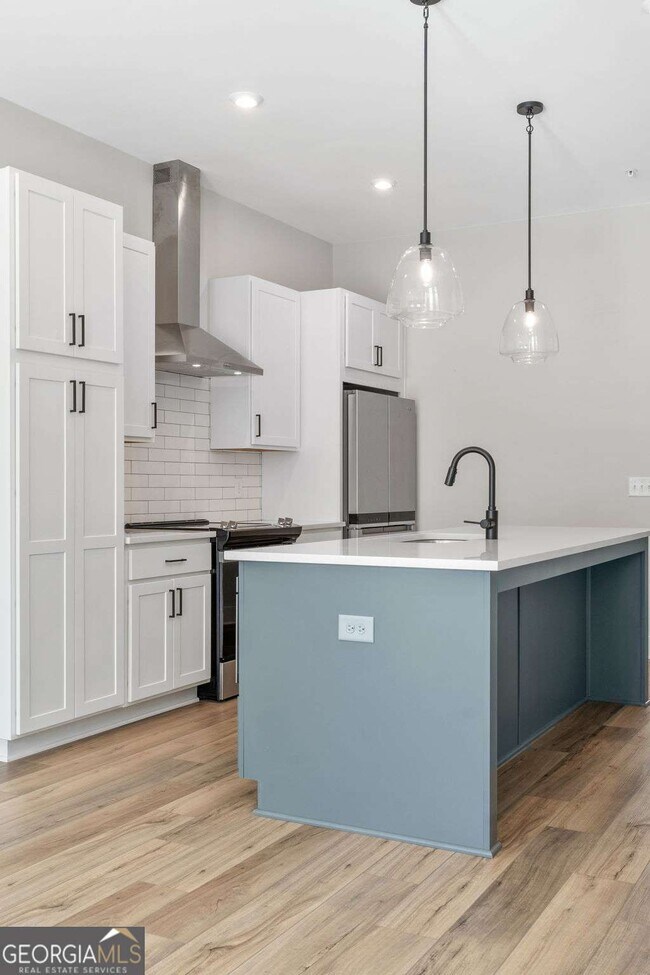 Building Photo - 1272 Longreen Ter NW