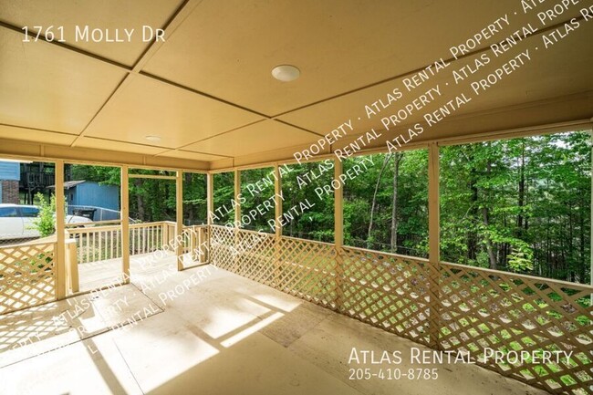 Building Photo - 1761 Molly Dr