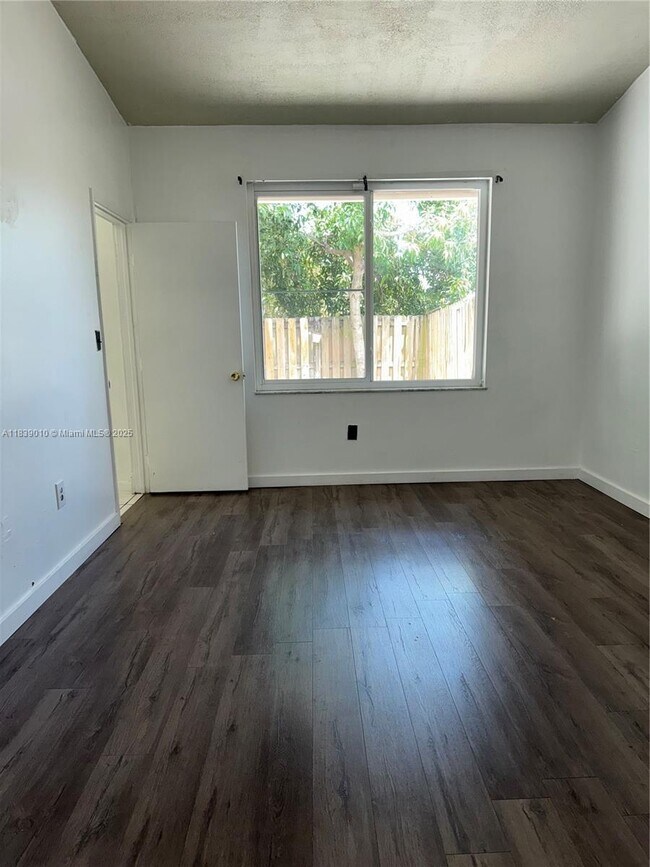 Building Photo - 6713 NW 188th Terrace