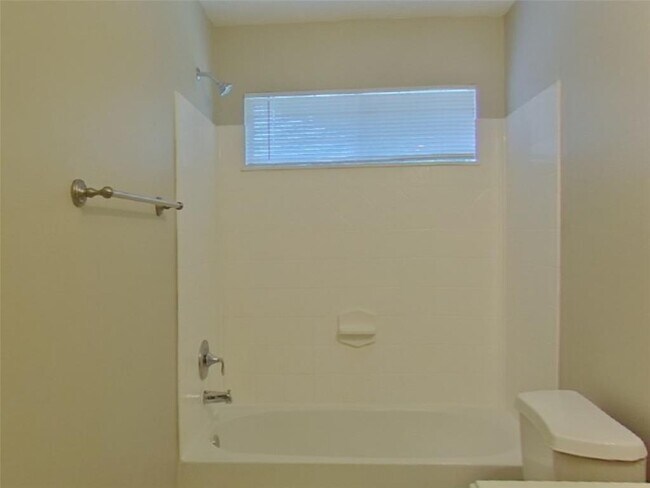 Building Photo - 33107 Cottonwood Bend