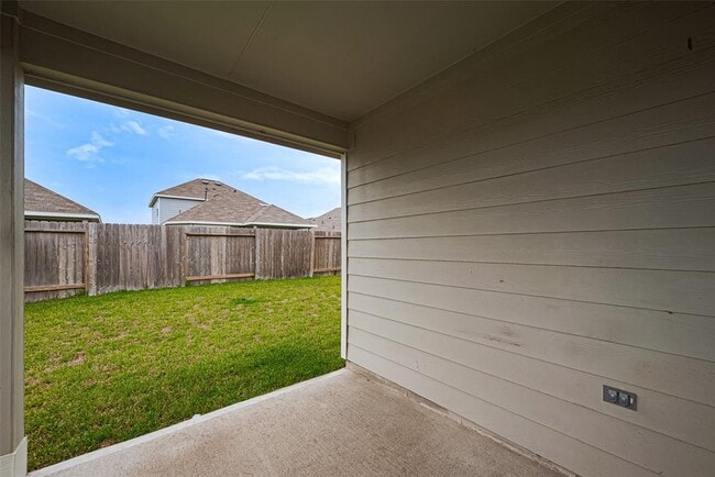 Building Photo - 22548 Cormorant Ct