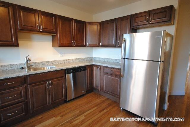 Building Photo - 342 Meridian St