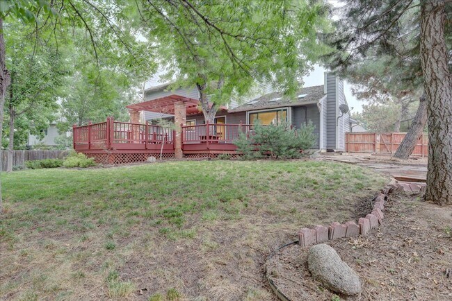 Building Photo - 10701 Hobbit Ln
