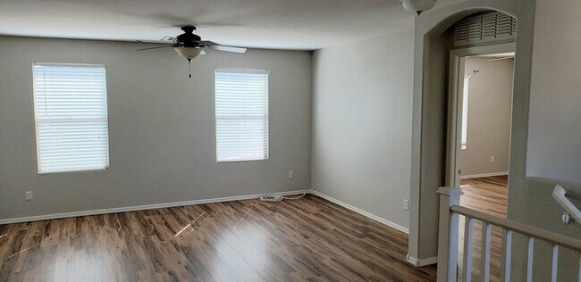 Building Photo - Stunning Estates at the Spectrum!