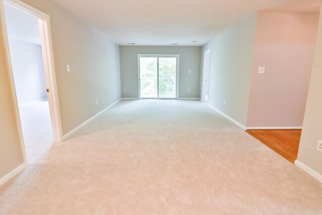 Building Photo - 12902 Churchill Ridge Cir