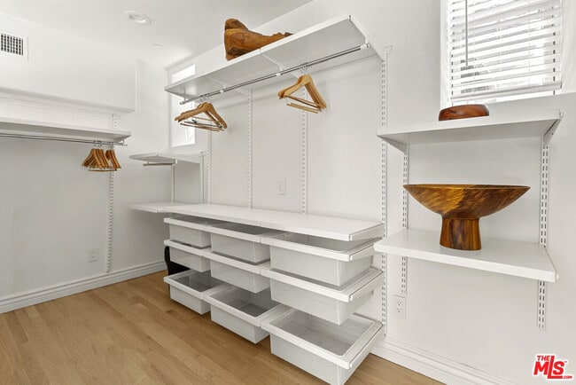 Building Photo - 8835 Betty Way