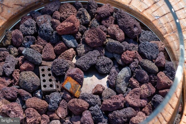 Building Photo - 1631 Montello Ave NE