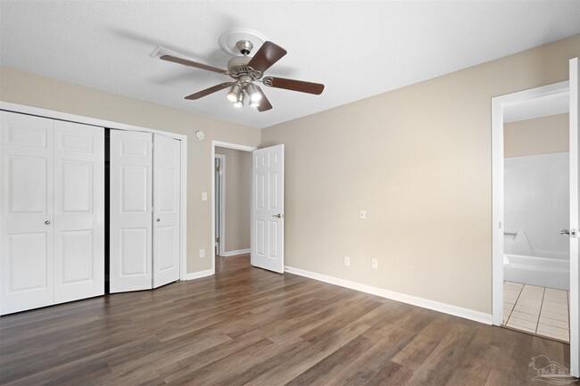 Building Photo - 8137 Imperial Dr