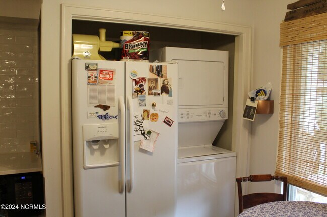 Building Photo - 1534 Deer Pointe Ct SW