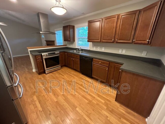 Building Photo - 4200 Willowdale Ct