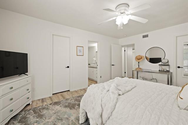 Building Photo - 4100 Ridglea Country Club Dr