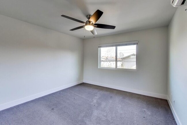 Building Photo - 1662 Hollenbeck Ave