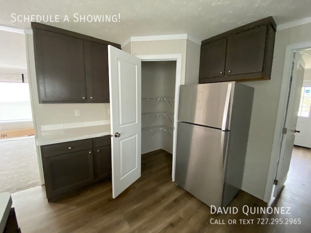 Building Photo - 206 Mercer-