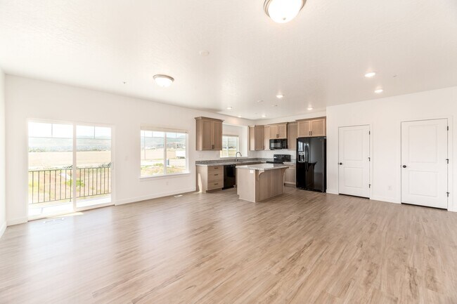 Building Photo - 4198 W Gooseneck Ct