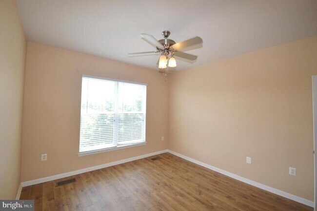 Building Photo - 5117 Travis Edward Way