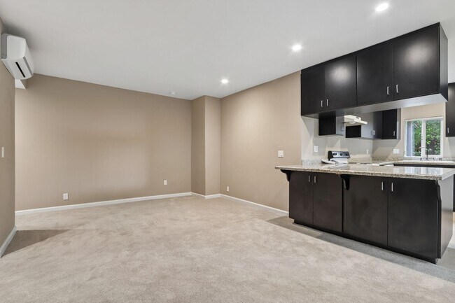 Interior Photo - Wetherly Townhouse