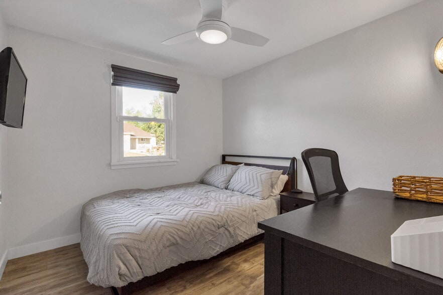 Building Photo - 940 Quitman St