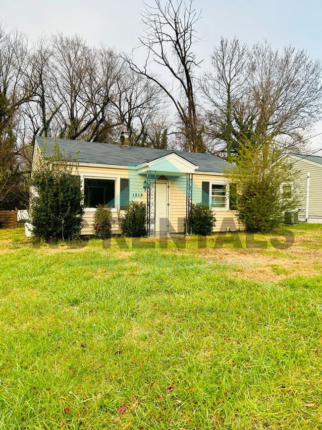 Building Photo - 1313 Joyce St