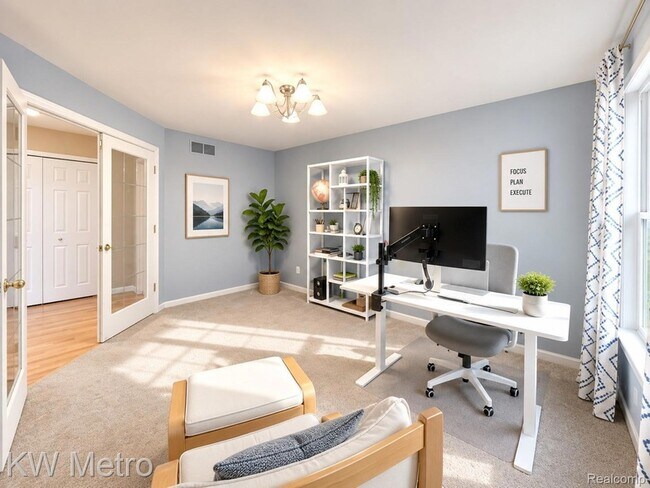 Building Photo - 1176 Cadmus Dr