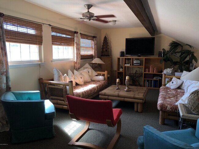Building Photo - 8179 Crosswind Rd