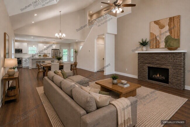 Building Photo - 15004 Beacon Ridge Dr