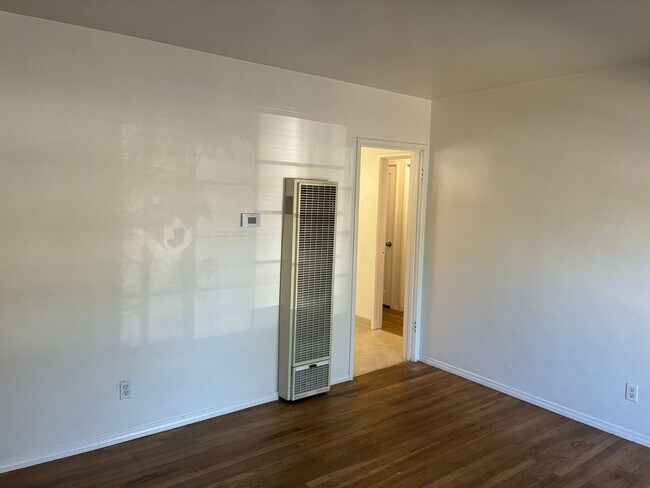 Building Photo - 3505 22nd St
