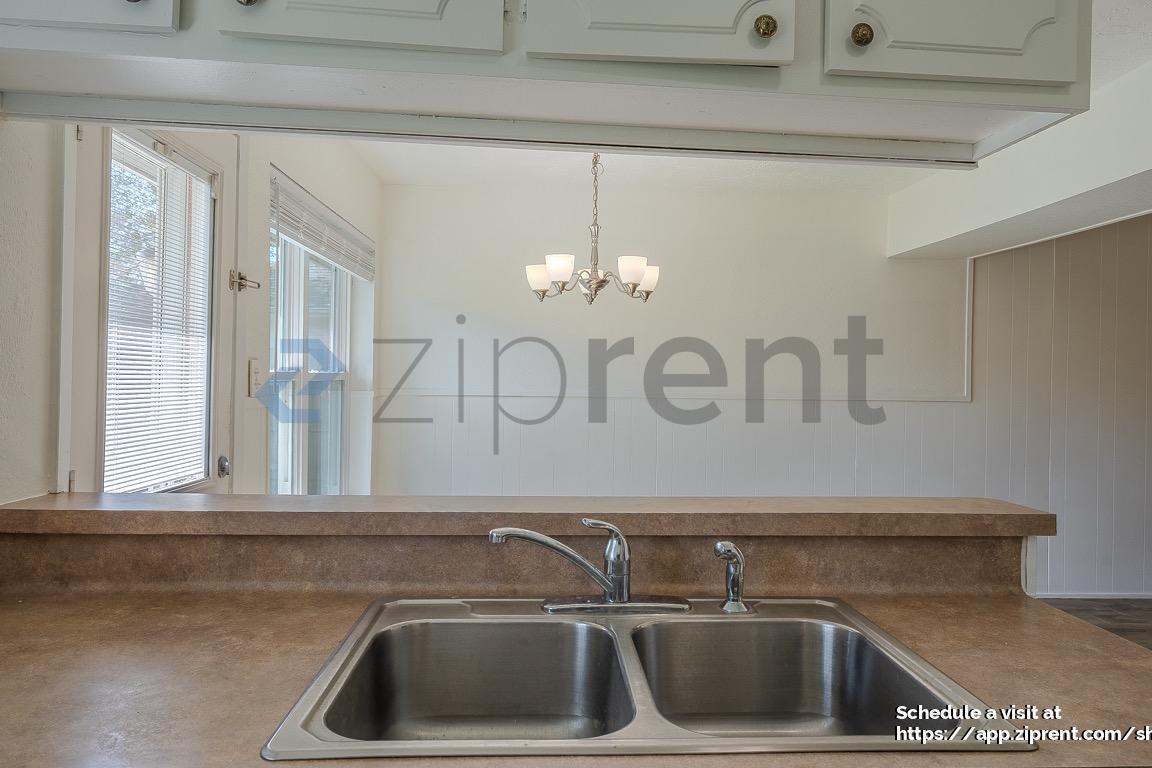 Building Photo - 958 Wavecrest Ln